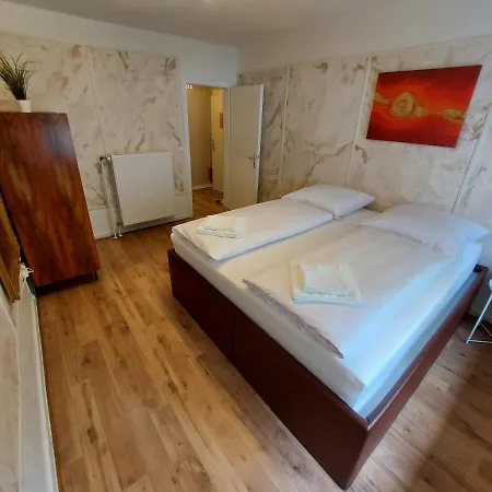 Vintage Apartment